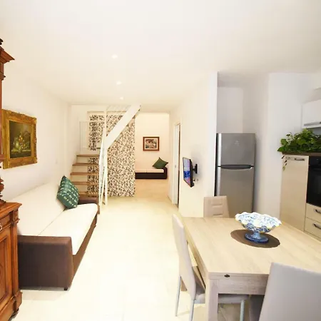 Holiday home Locazione Turistica Marechiaro *